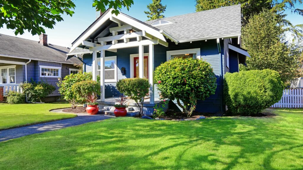 Home Staging Tips: Enhance Curb Appeal